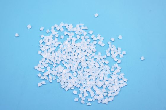 Przezroczysta poliolefinowa żywica topliwa do różnych wielowarstwowych plastikowych butelek medycznych